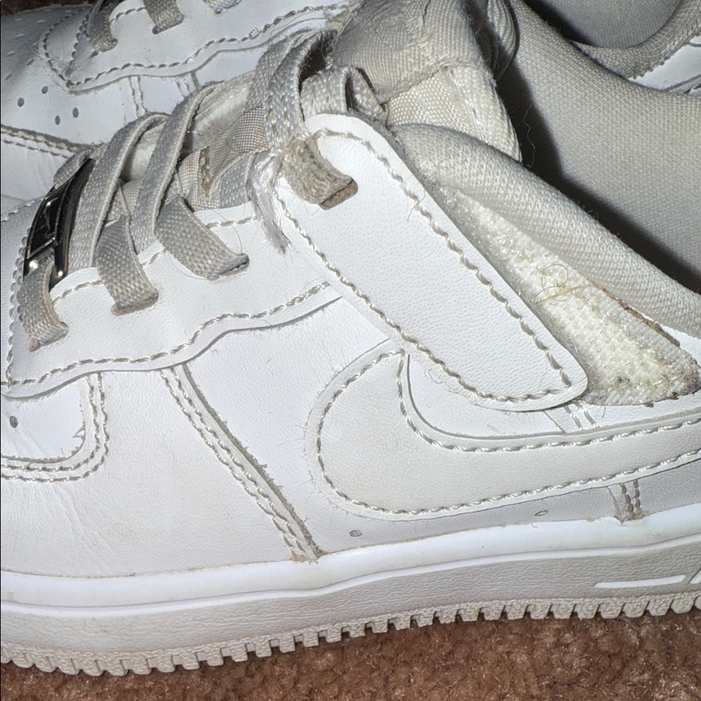 Nike Kids' Sneakers - Picture 4 of 6